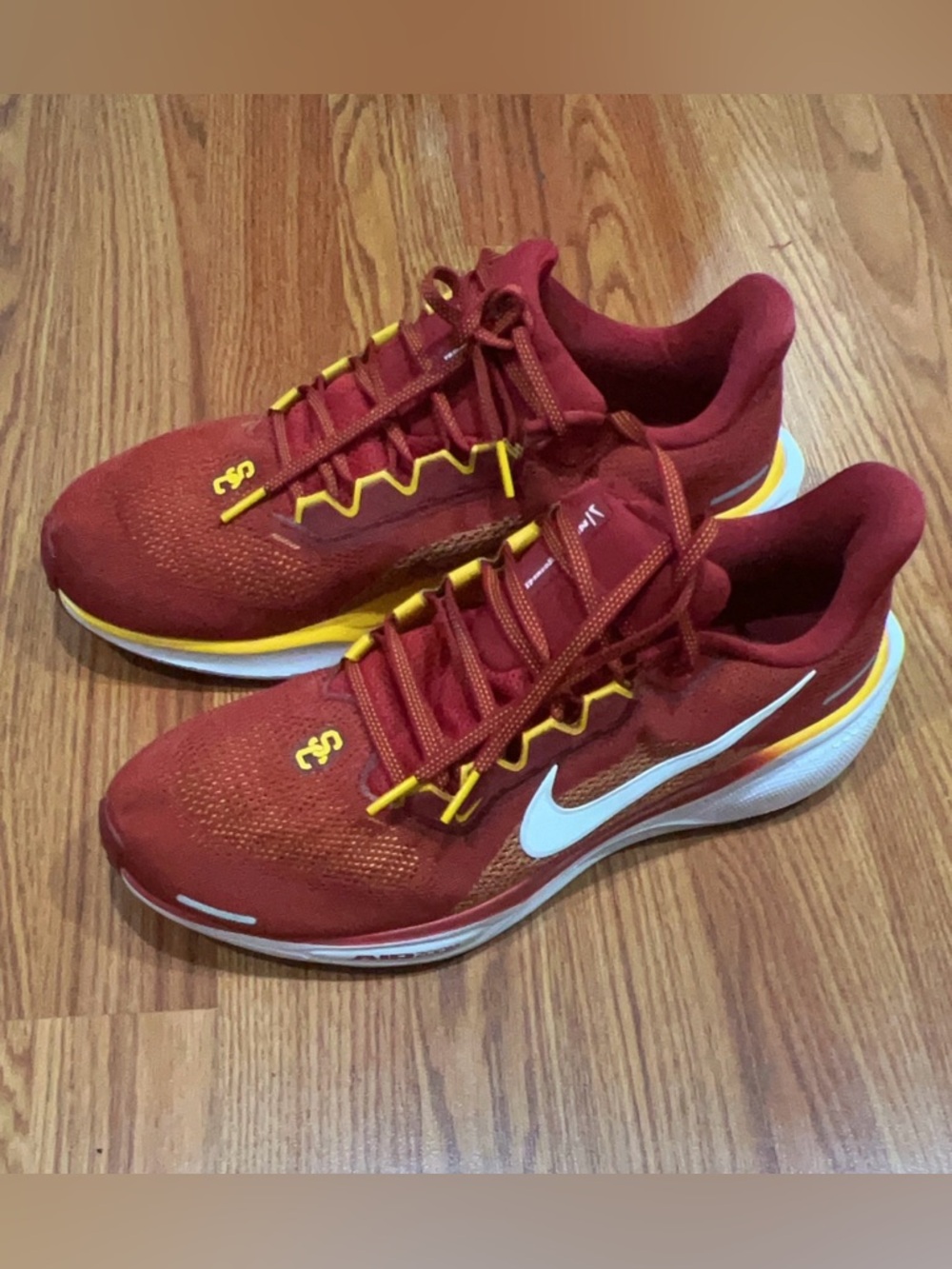 Nike
Nike Air Zoom Pegasus
USC Trojans Mens SIze 12.5 FZ5150-600 NWNB